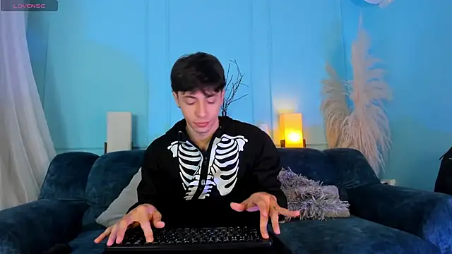 AlessandroDybala online show from November 26, 12:39 pm