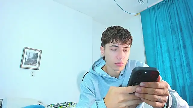 AlessandroDybala online show from April 8, 12:16 pm