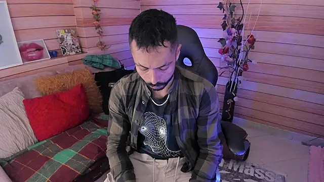 Tom cooper  online show from March 13, 1:07 pm