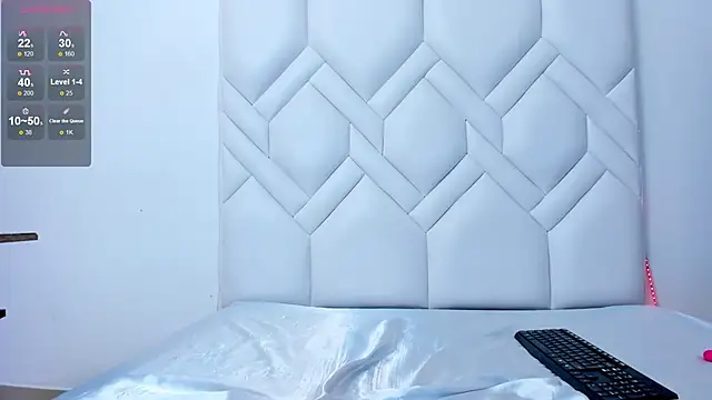 Snapshot of JeanRam18 chatting on September 23, 8:01 pm JeanRam18 online show from September 23, 8:01 pm