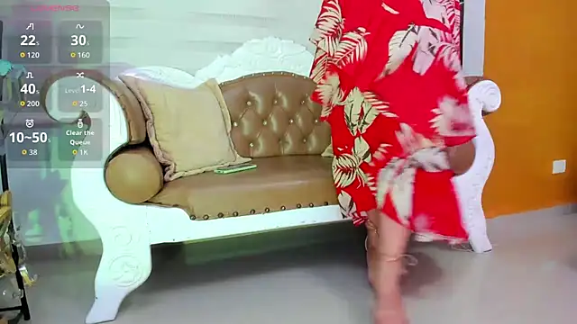 FOXYRIVER  online show from January 17, 11:59 am