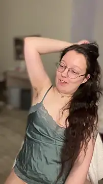 emigooflordXD online show from December 16, 6:40 am