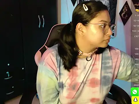 mollyshake1 online show from December 17, 3:50 am