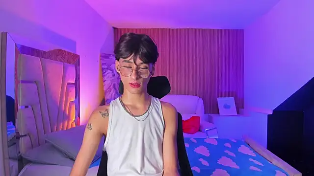 Snapshot of JasperCooper_ chatting on October 3, 12:57 pm JasperCooper online show from October 3, 12:57 pm