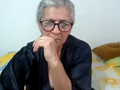 candy mature  online show from March 12, 9:35 pm