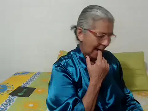 candy mature  online show from March 20, 7:57 pm