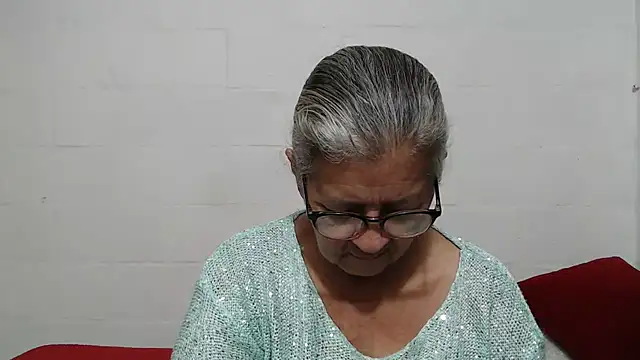 candy mature  online show from October 12, 11:20 am