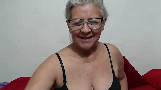 candy mature  online show from October 22, 11:37 pm