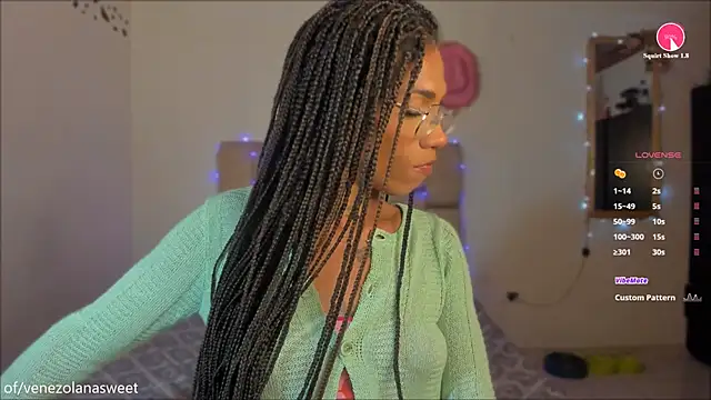 turabbitxx online show from January 17, 10:23 pm