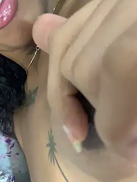 turabbitxx online show from February 15, 1:31 am