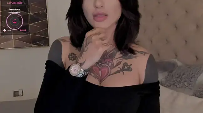 vangie  online show from January 8, 2:46 am