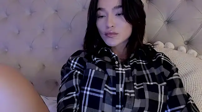 vangie  online show from January 26, 2:24 am