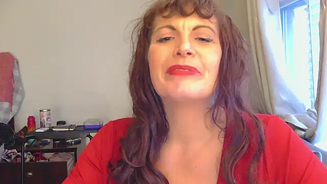 HeyyImHarlowe online show from December 11, 1:28 pm