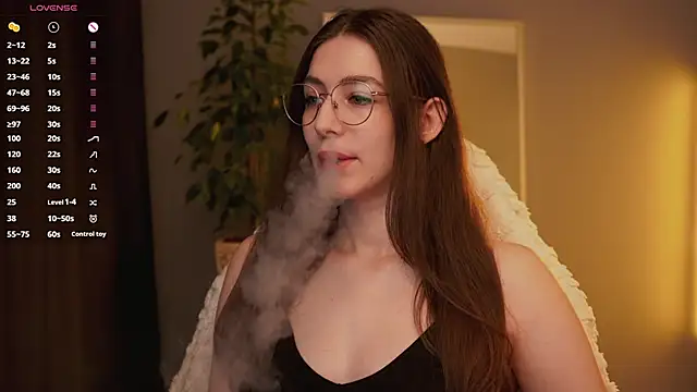 Ester Hill online show from November 25, 1:16 am