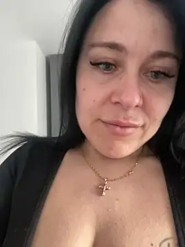 Snapshot of CuteNata chatting on March 8, 11:48 am CuteNata online show from March 8, 11:48 am