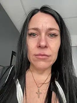 Snapshot of CuteNata chatting on February 6, 11:02 am CuteNata online show from February 6, 11:02 am