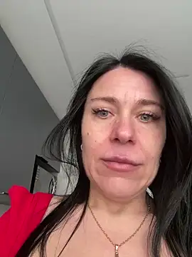 Snapshot of CuteNata chatting on February 9, 11:03 am CuteNata online show from February 9, 11:03 am