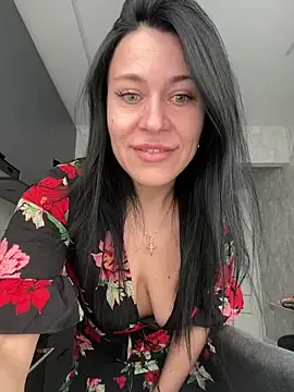 Snapshot of CuteNata chatting on February 23, 11:07 am CuteNata online show from February 23, 11:07 am