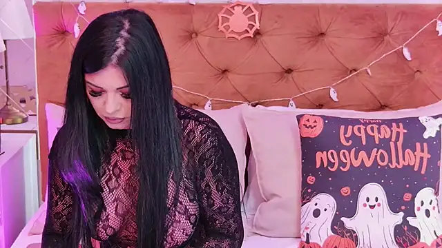 EmilyColle  online show from October 29, 5:42 am