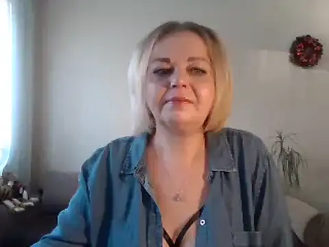 SofiyaPetrova online show from February 23, 5:45 am