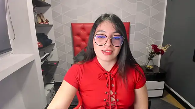 MiaWils  online show from December 28, 10:34 pm