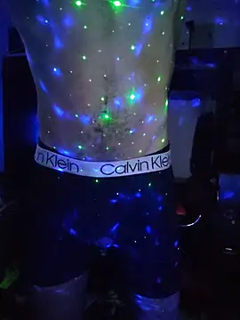 Snapshot of Sir-meltsclearrockzalot chatting on October 21, 8:37 am Sir-meltsclearrockzalot online show from October 21, 8:37 am