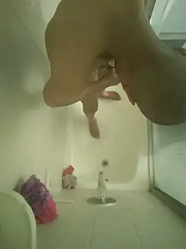 Snapshot of Sir-meltsclearrockzalot chatting on November 8, 1:06 am Sir-meltsclearrockzalot online show from November 8, 1:06 am