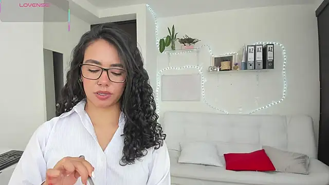 Snapshot of susana_monroy chatting on July 28, 6:42 pm susana monroy online show from July 28, 6:42 pm