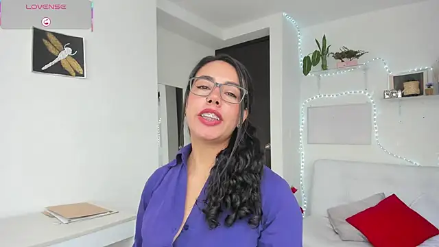 Snapshot of susana_monroy chatting on July 29, 7:01 pm susana monroy online show from July 29, 7:01 pm