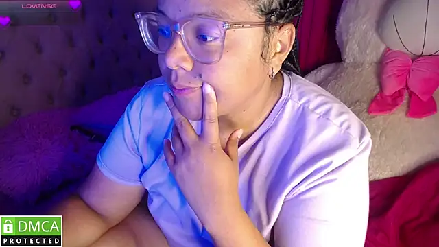 KittyHot20 online show from October 23, 10:52 pm