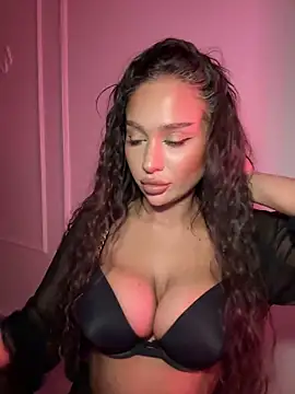 CardiSweetBaby online show from November 16, 5:40 pm