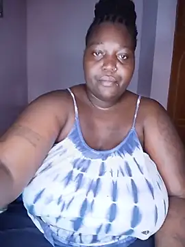 Snapshot of African_Bigass chatting on June 19, 8:07 am African Bigass online show from June 19, 8:07 am