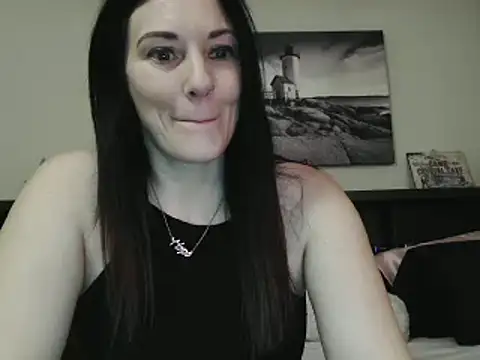 Snapshot of CrystalLakeXO chatting on January 29, 6:01 am CrystalLakeXO online show from January 29, 6:01 am