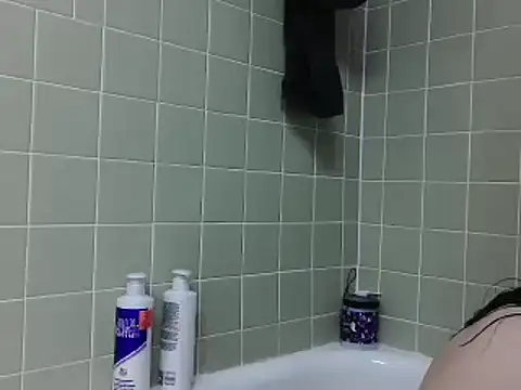 Snapshot of CrystalLakeXO chatting on March 12, 7:57 am CrystalLakeXO online show from March 12, 7:57 am