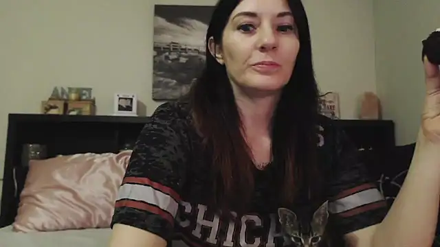 Snapshot of CrystalLakeXO chatting on March 17, 3:36 am CrystalLakeXO online show from March 17, 3:36 am