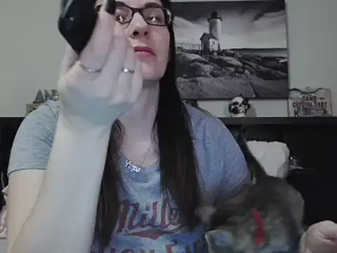 Snapshot of CrystalLakeXO chatting on March 22, 8:51 am CrystalLakeXO online show from March 22, 8:51 am