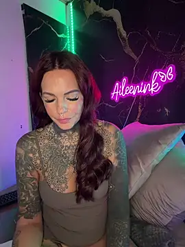 Snapshot of AileenInkOfficial chatting on October 17, 6:54 pm AileenInkOfficial online show from October 17, 6:54 pm