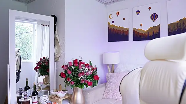 SaraParisi online show from February 14, 8:59 pm