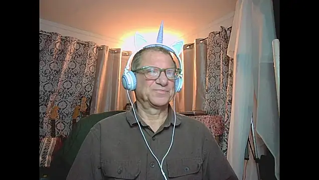 coryassman online show from March 6, 11:28 am