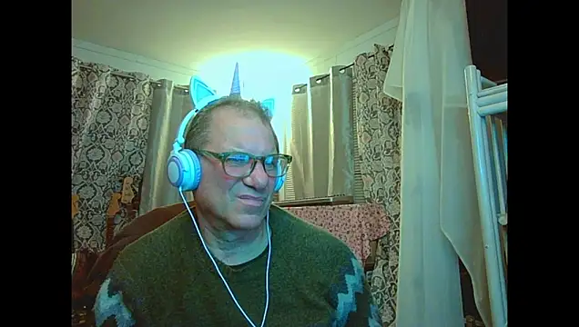 coryassman online show from March 28, 11:32 am