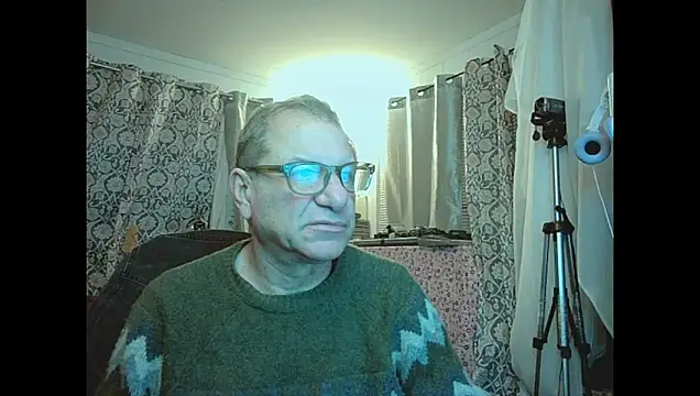 coryassman online show from April 20, 7:55 am