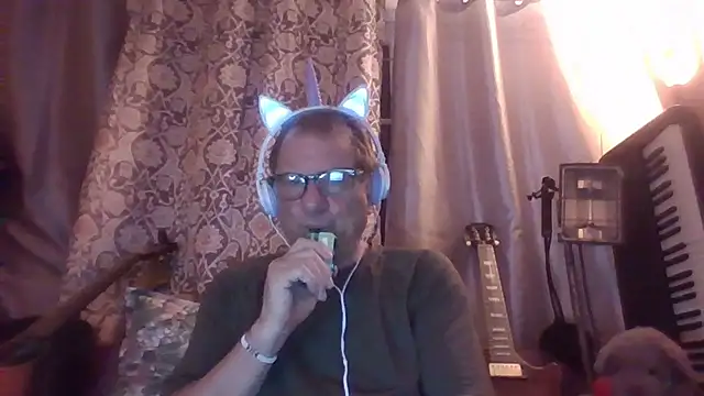 coryassman online show from July 21, 5:21 am