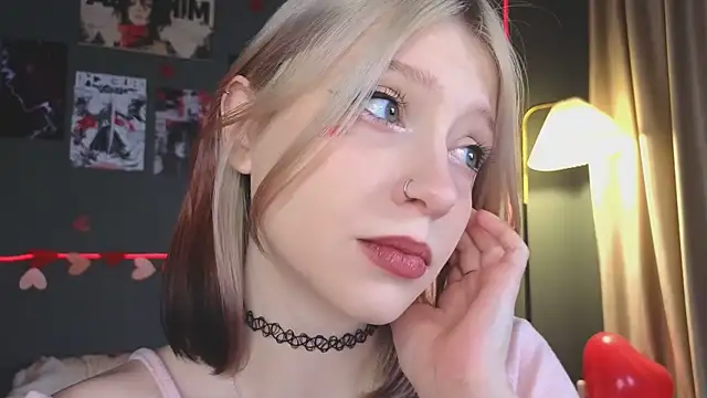 arielabradberry online show from February 12, 2:12 pm