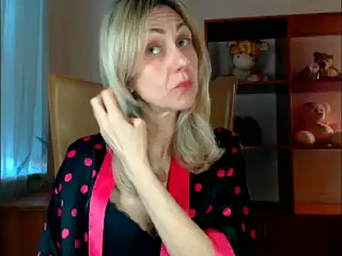 Tanya6547 online show from March 14, 11:34 am