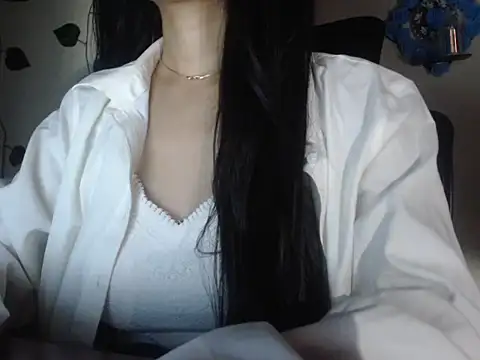 emma 06xh online show from June 3, 8:25 pm