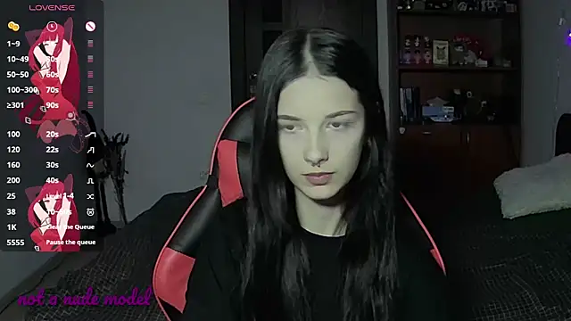 Snapshot of Miya_Dream_UKR chatting on February 1, 5:00 pm Miya Dream UKR online show from February 1, 5:00 pm