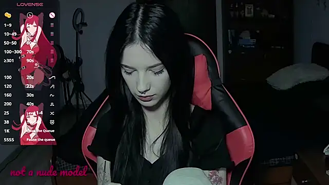 Snapshot of Miya_Dream_UKR chatting on March 16, 5:17 pm Miya Dream UKR online show from March 16, 5:17 pm