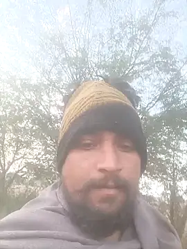 Snapshot of lovesuna chatting on January 18, 2:14 am lovesuna online show from January 18, 2:14 am