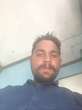 Snapshot of lovesuna chatting on February 23, 6:28 am lovesuna online show from February 23, 6:28 am