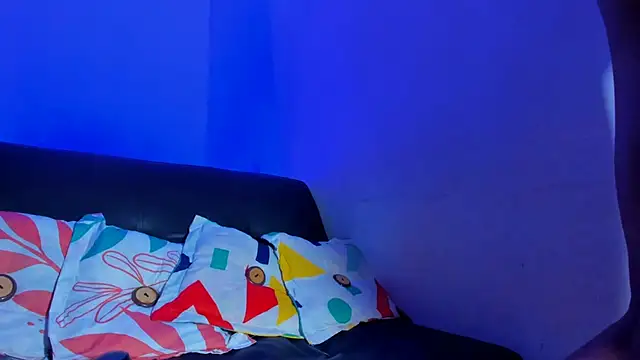 emperatrizhotwolf online show from February 24, 7:44 am